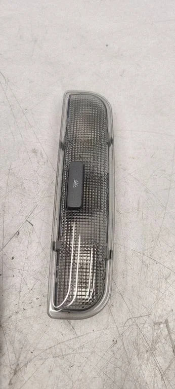 Rear seat light 8P0947111A