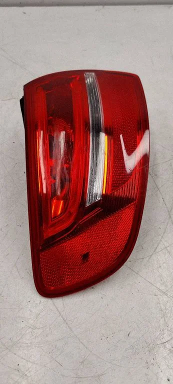Rear/tail lights 8P4945095E