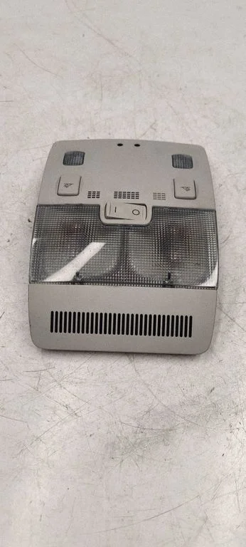 Front seat light 8E0947565