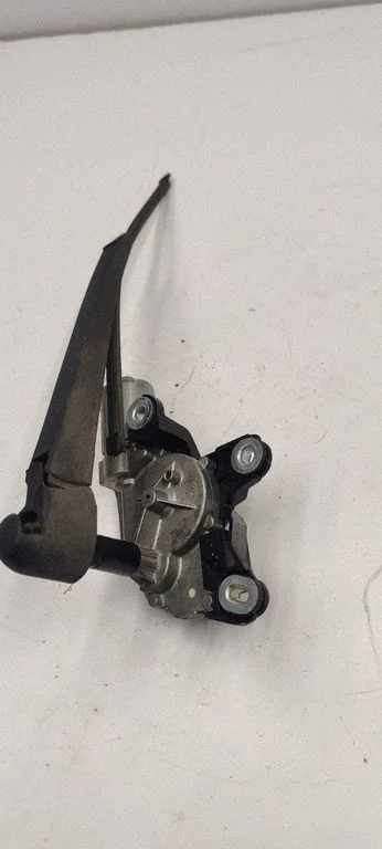 Rear window wiper motor – Volkswagen Touran I (2003-2010)
