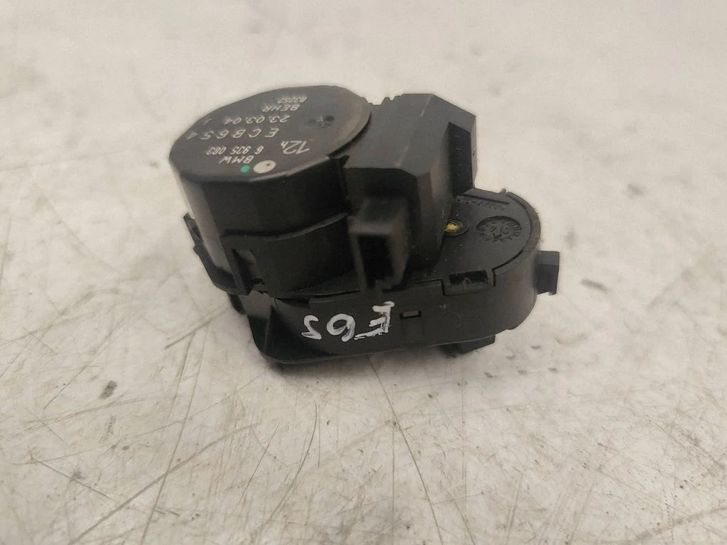 Air flap motor/actuator 6935083
