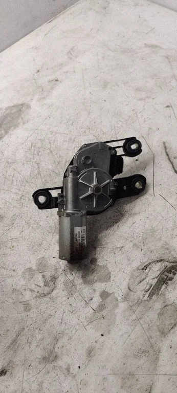 Rear window wiper motor 5F4955711