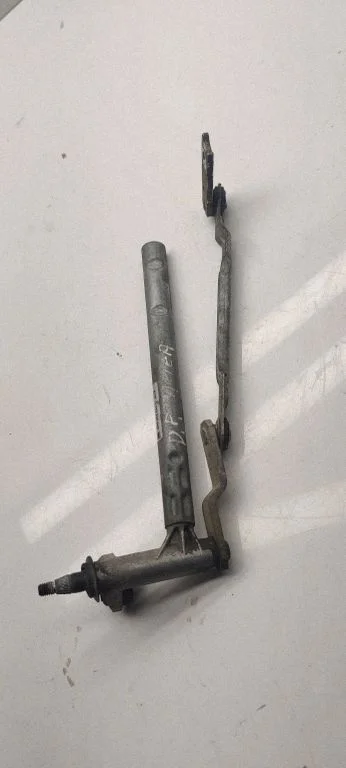 Front wiper linkage 5p0955024D