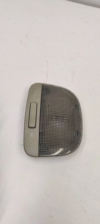 Rear seat light – Subaru Legacy (2004-2006)