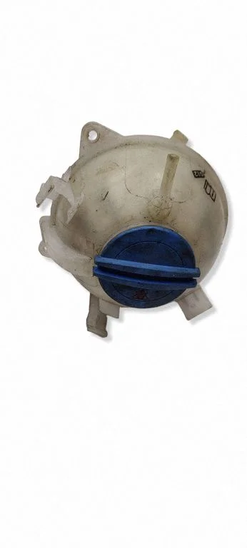 Coolant expansion tank/reservoir