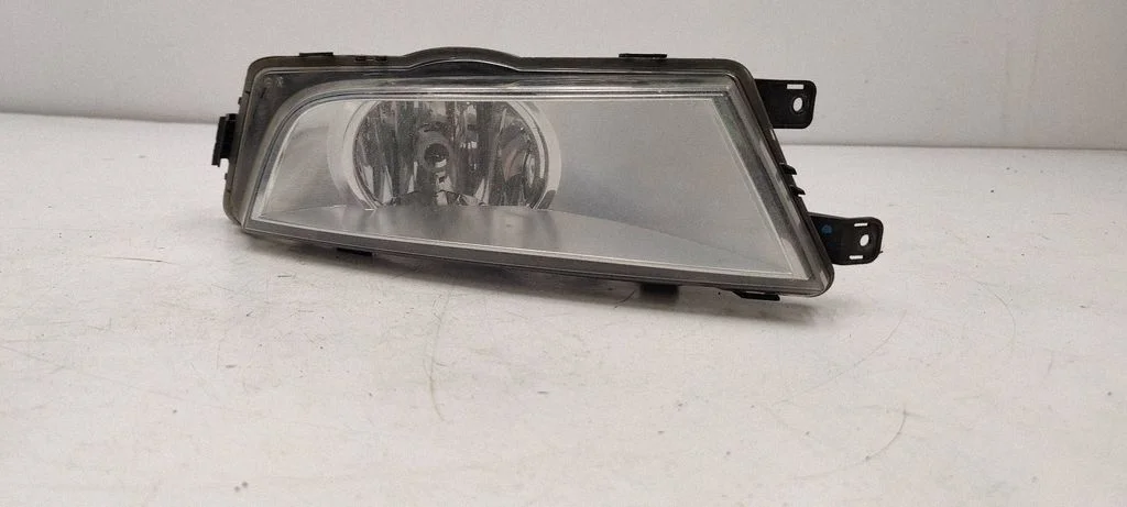 Front fog light 5E0941699