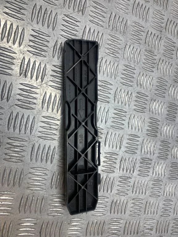 Salongi õhufiltri kate – Volkswagen Passat B6 (2005-2010)