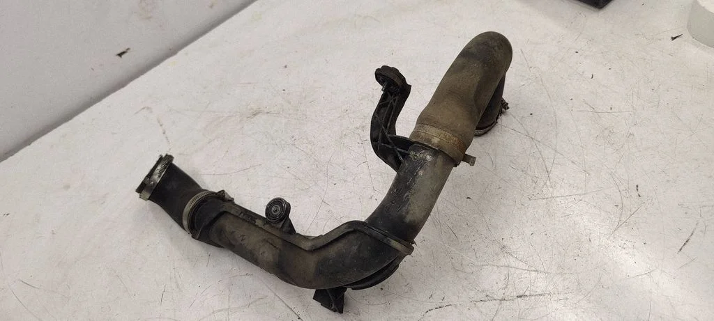 Intercooler hose/pipe 1K0145770AE