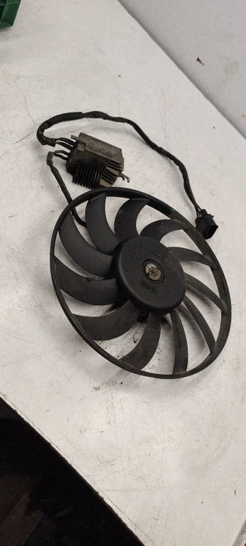 Electric radiator cooling fan 870680J