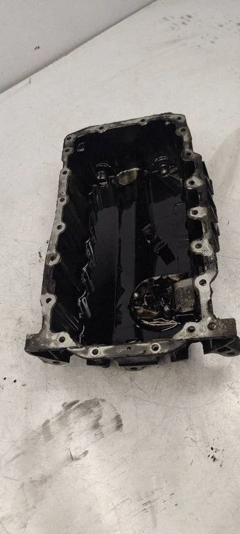 Oil sump – Volkswagen Passat B6 (2005-2010)