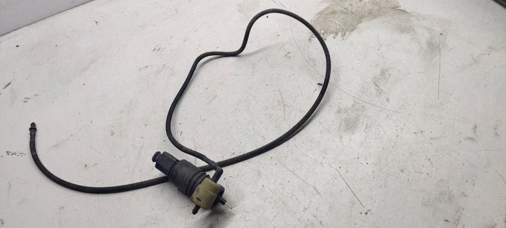 Klaasipesuvedeliku pump (klaaside) 1t0955651a
