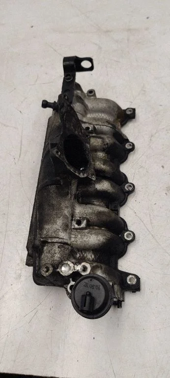 Intake manifold 03G129713H