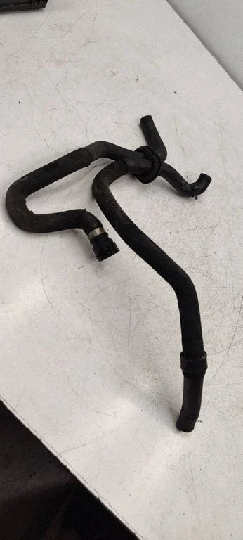 Engine coolant pipe/hose 8E1819350AG