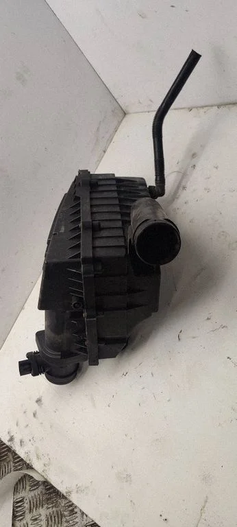 Air filter box 3C0129601CA