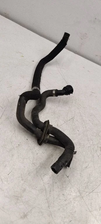 Air intake hose/pipe 8E1819350L