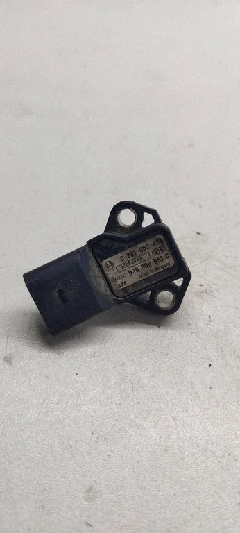 Air pressure sensor 038906051c