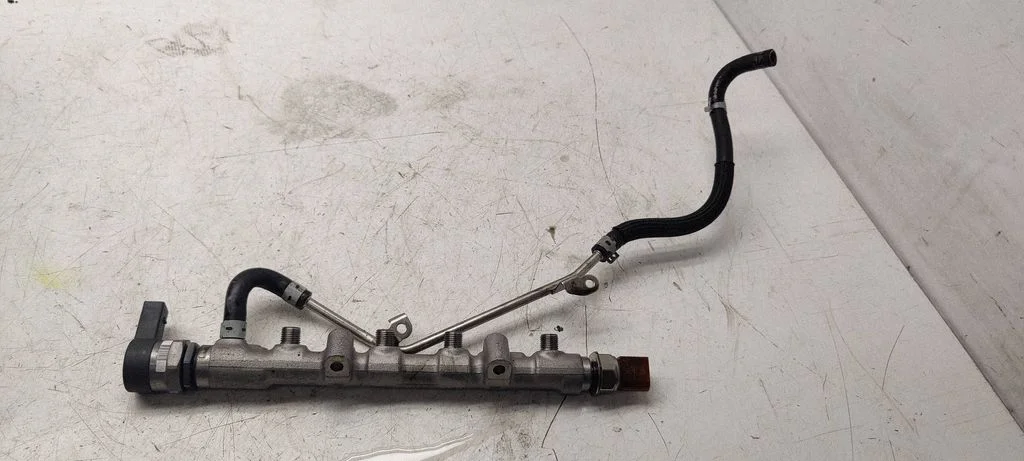 Fuel main line pipe – Volkswagen Polo V 6R (2009-2017)