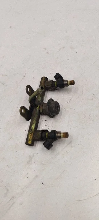 Pihustite (düüside) komplekt – Subaru Legacy (2004-2006)