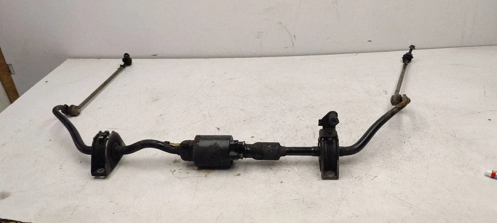 Front anti-roll bar/sway bar