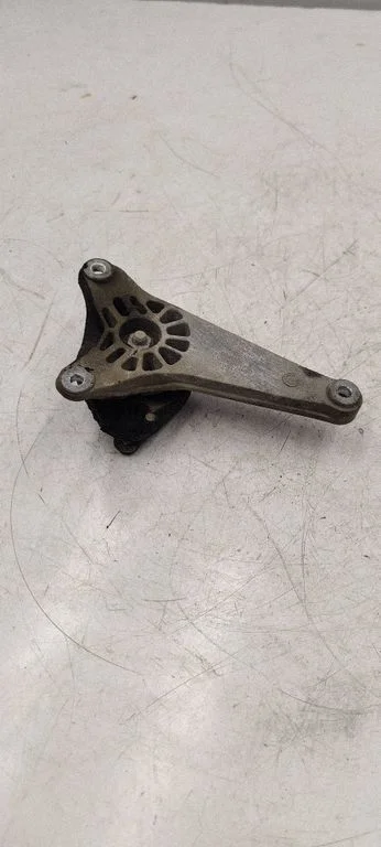 Gearbox mounting bracket 8E0399115P