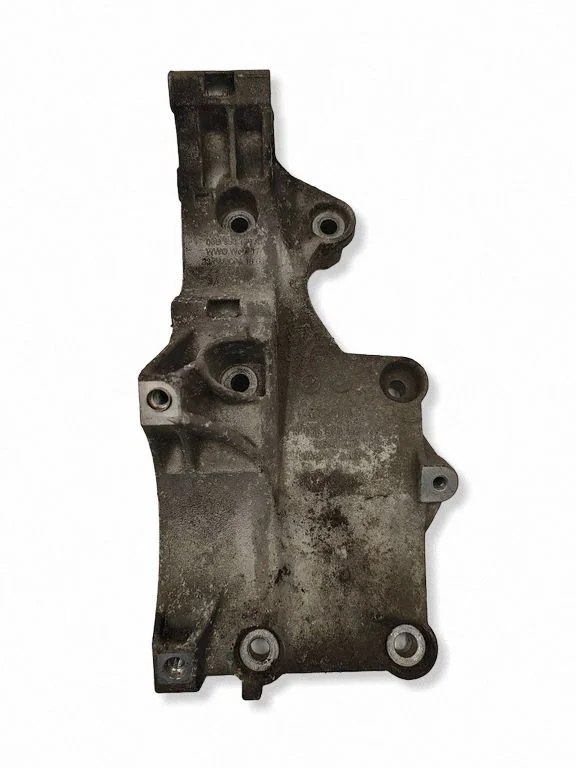Generator/alternator bracket – Volkswagen Golf Plus (2005-2013)