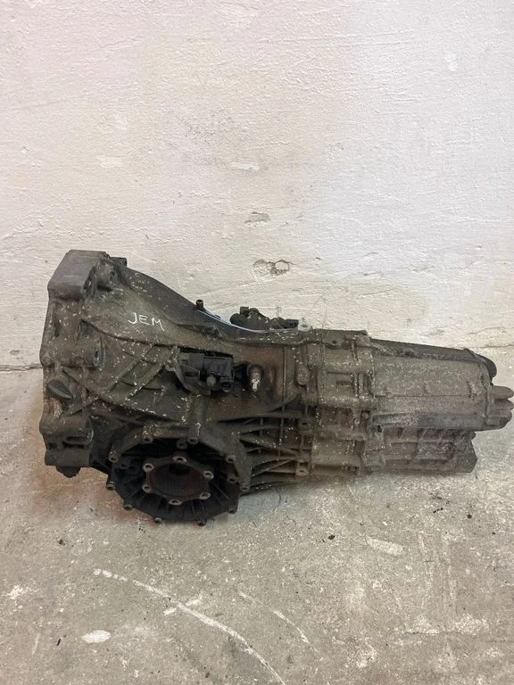 Manual 6 speed gearbox
