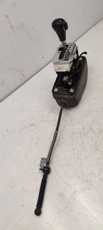 Gear selector mechanism 8E1713111S