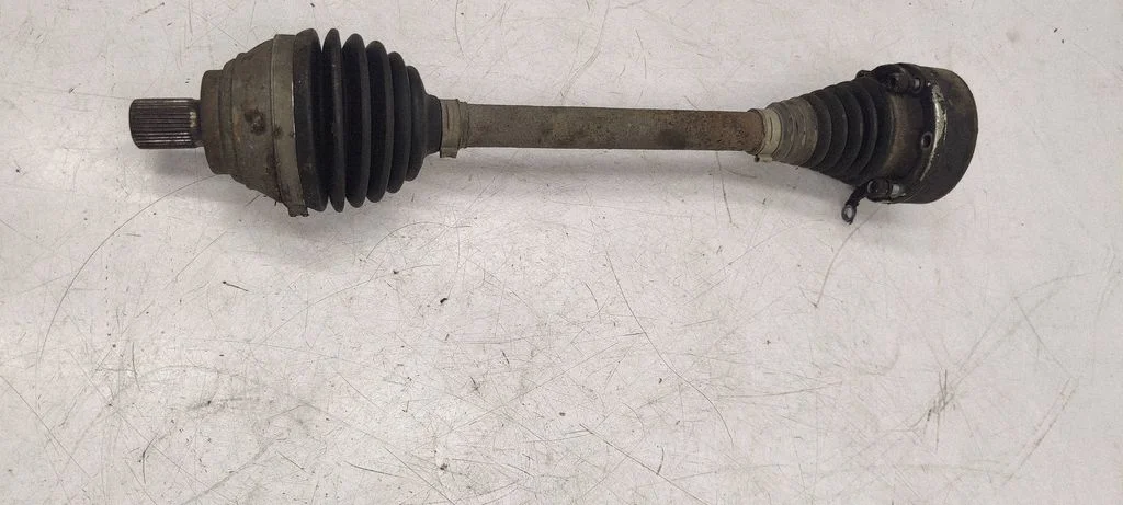 Front driveshaft – front left