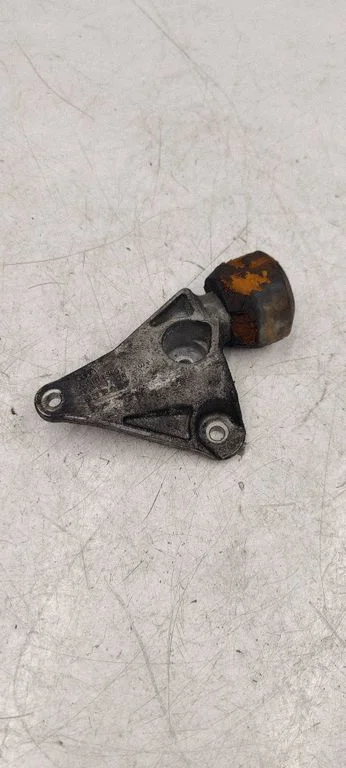 Engine mounting bracket 8E0199343N