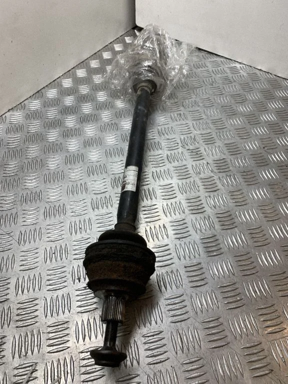 Rear driveshaft 4F0501203B
