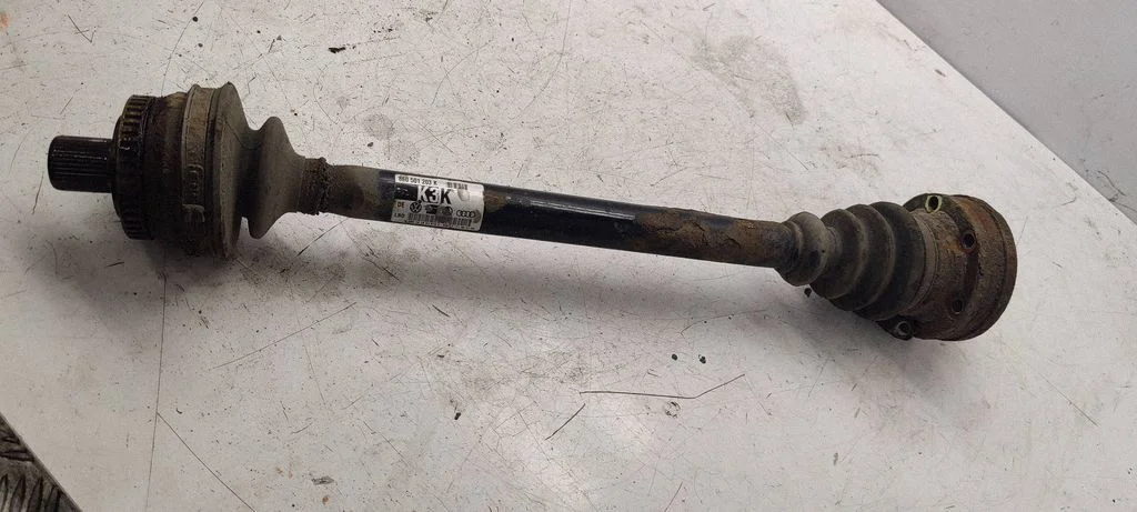 Rear driveshaft – Audi A4 S4 B7 8E 8H (2005-2008)