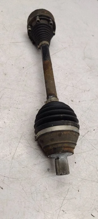 Front driveshaft – left
