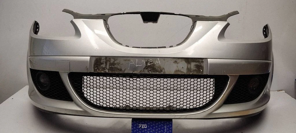 Front bumper 5P0807231