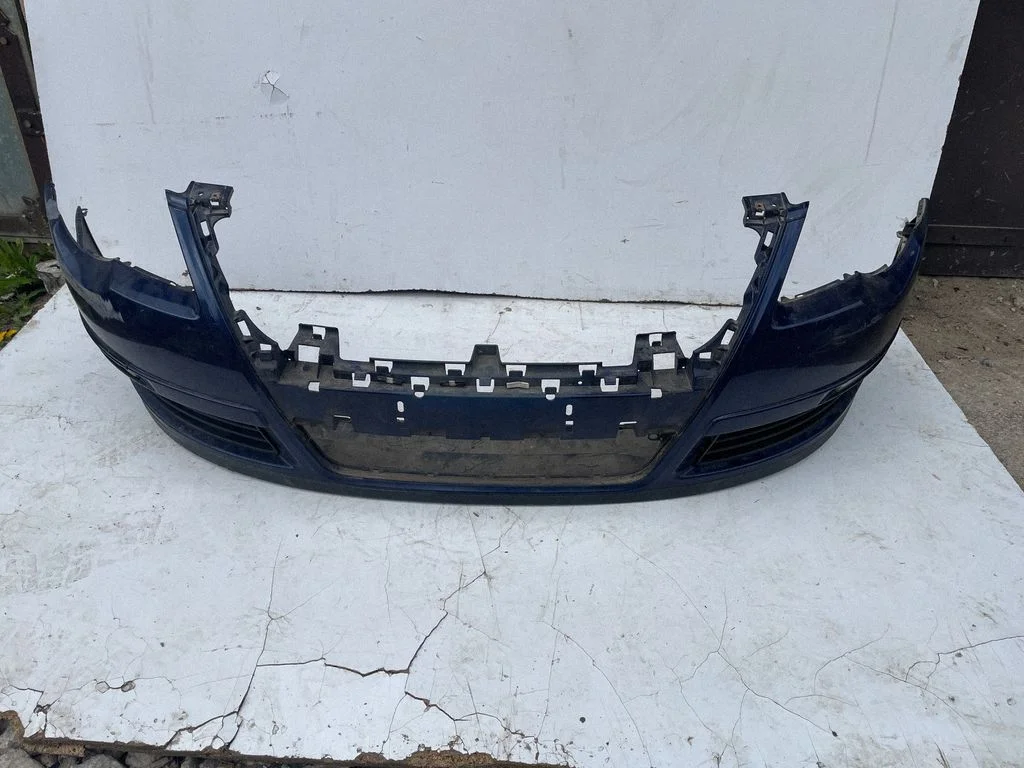 Front bumper 3C0807221