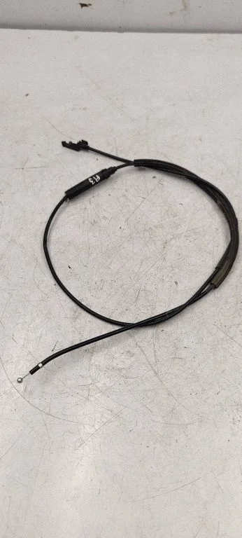 Engine bonnet/hood lock release cable 8P1823531G