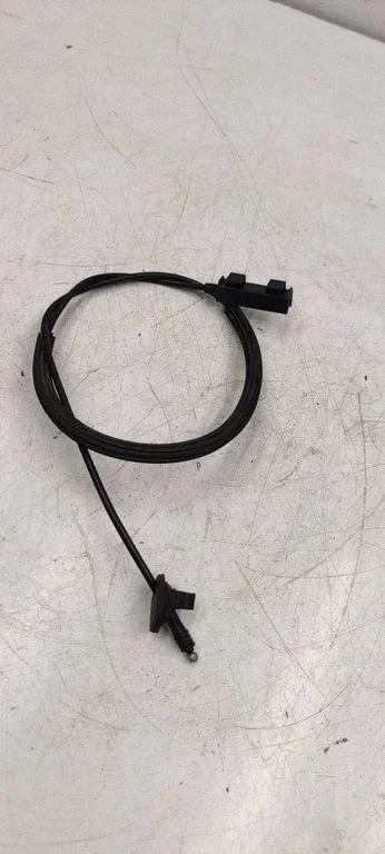 Engine bonnet/hood lock release cable 5N0823411A