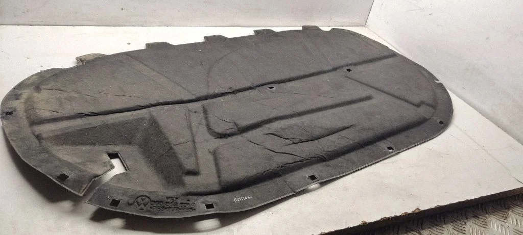 Engine bonnet/hood sound/heat insulation 3g0863831