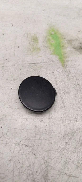 Rear bumper row hook cap/cover 8E0807241C