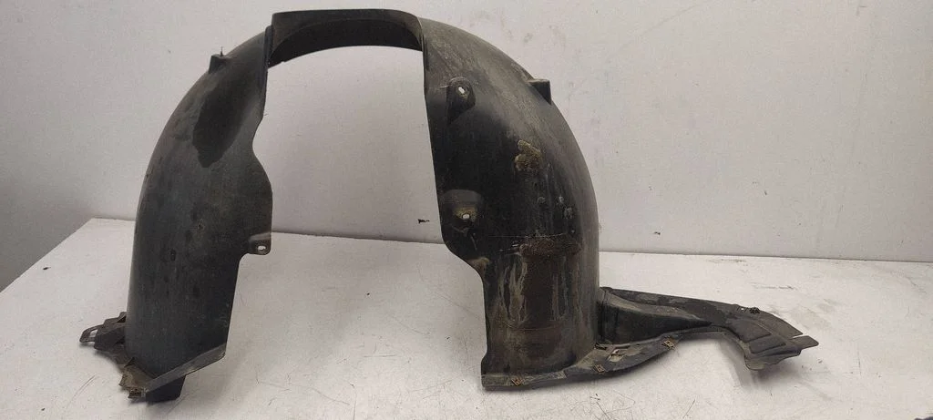 Front wheel arch liner splash guards 5E0809957D