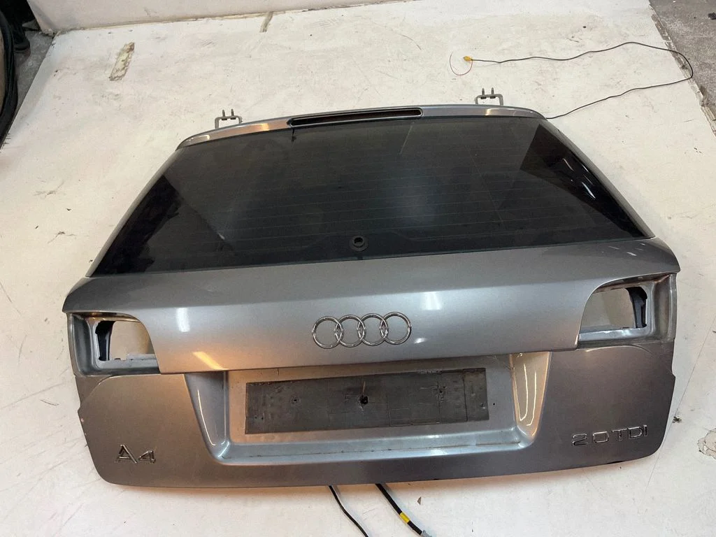 Tailgate/trunk/boot lid