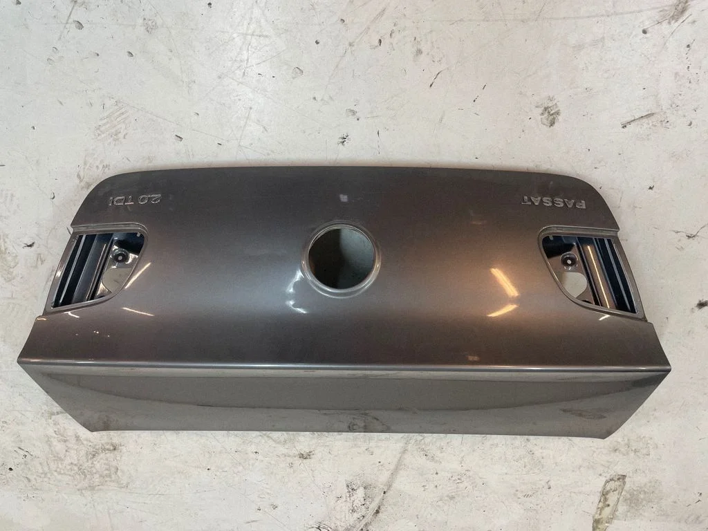 Tailgate/trunk/boot lid