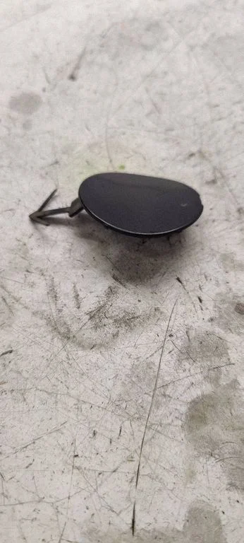 Rear bumper row hook cap/cover 5P0807928