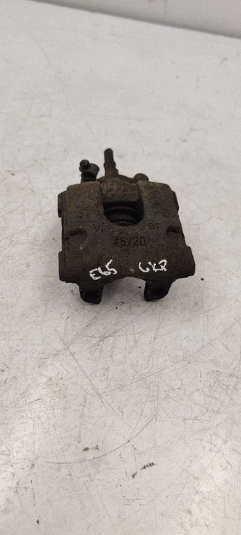 Rear brake caliper – rear left