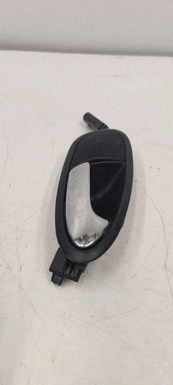 Front door interior handle 5P0837114