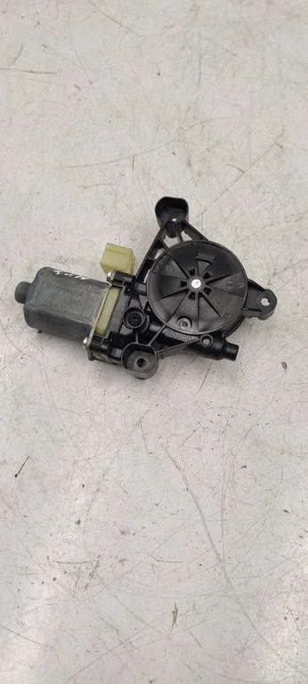 Front door window regulator motor 5Q0959802B