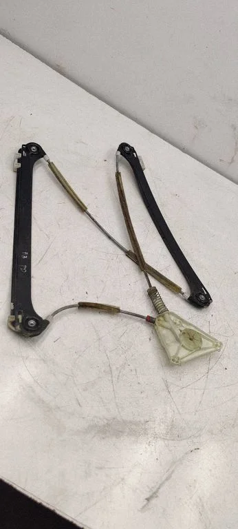 Priekinis el. lango pakėlimo mechanizmas be varikliuko
