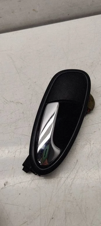 Front door interior handle 5P0837114