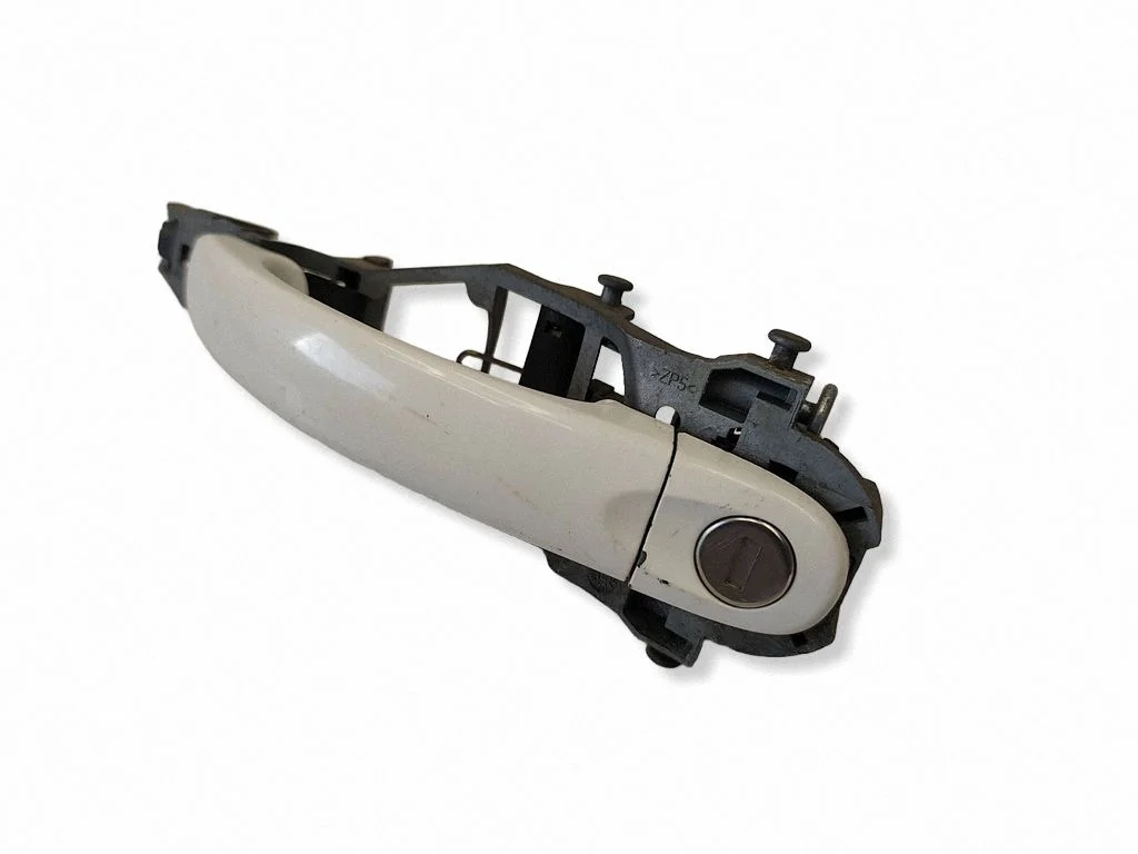 Front door exterior handle 1K0837886A