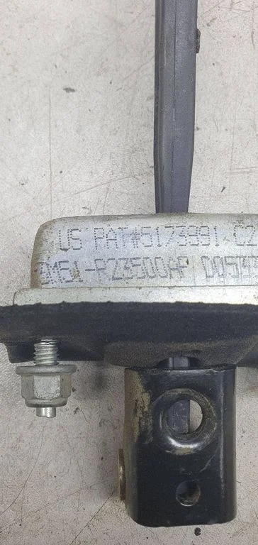 Tagaukse avamispiiraja – Ford Focus C-MAX (2003-2010)