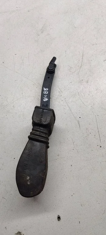 Rear door check strap stopper 8k0839267B